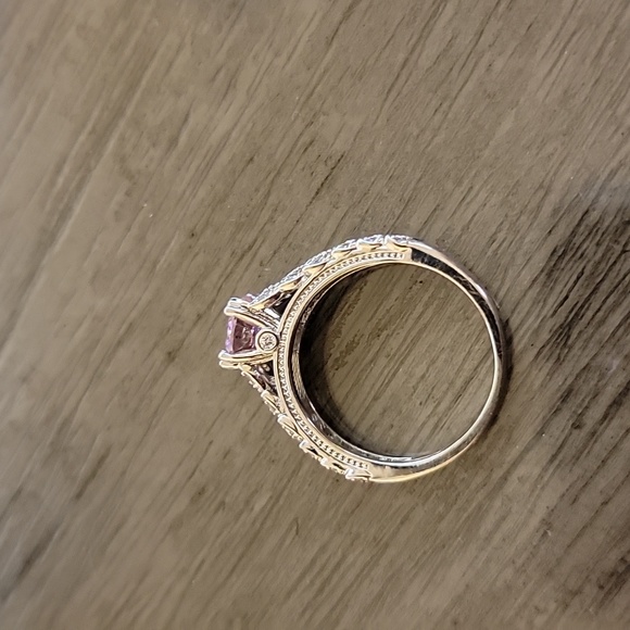 NWOT Faux Pink Diamond & Silver Ring - Picture 2 of 8